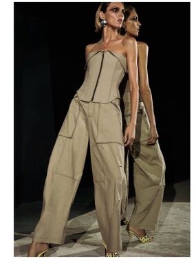 Zara Beige Wide-Leg Cargo Pants